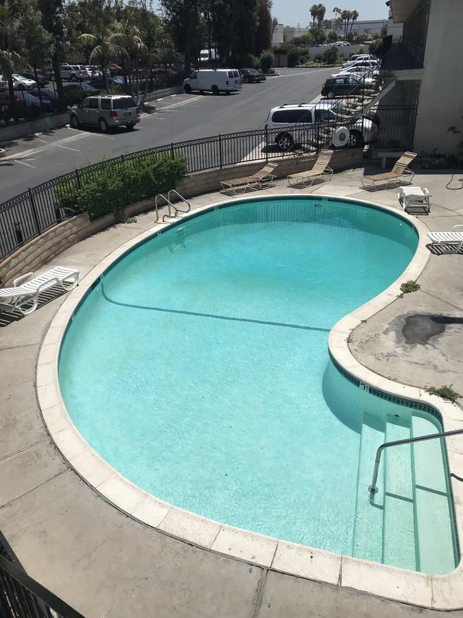 Akua Motor Hotel Anaheim Eksteriør bilde
